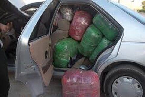 توقیف بار میلیاردی شوتی‌ها در محله خیام تهران