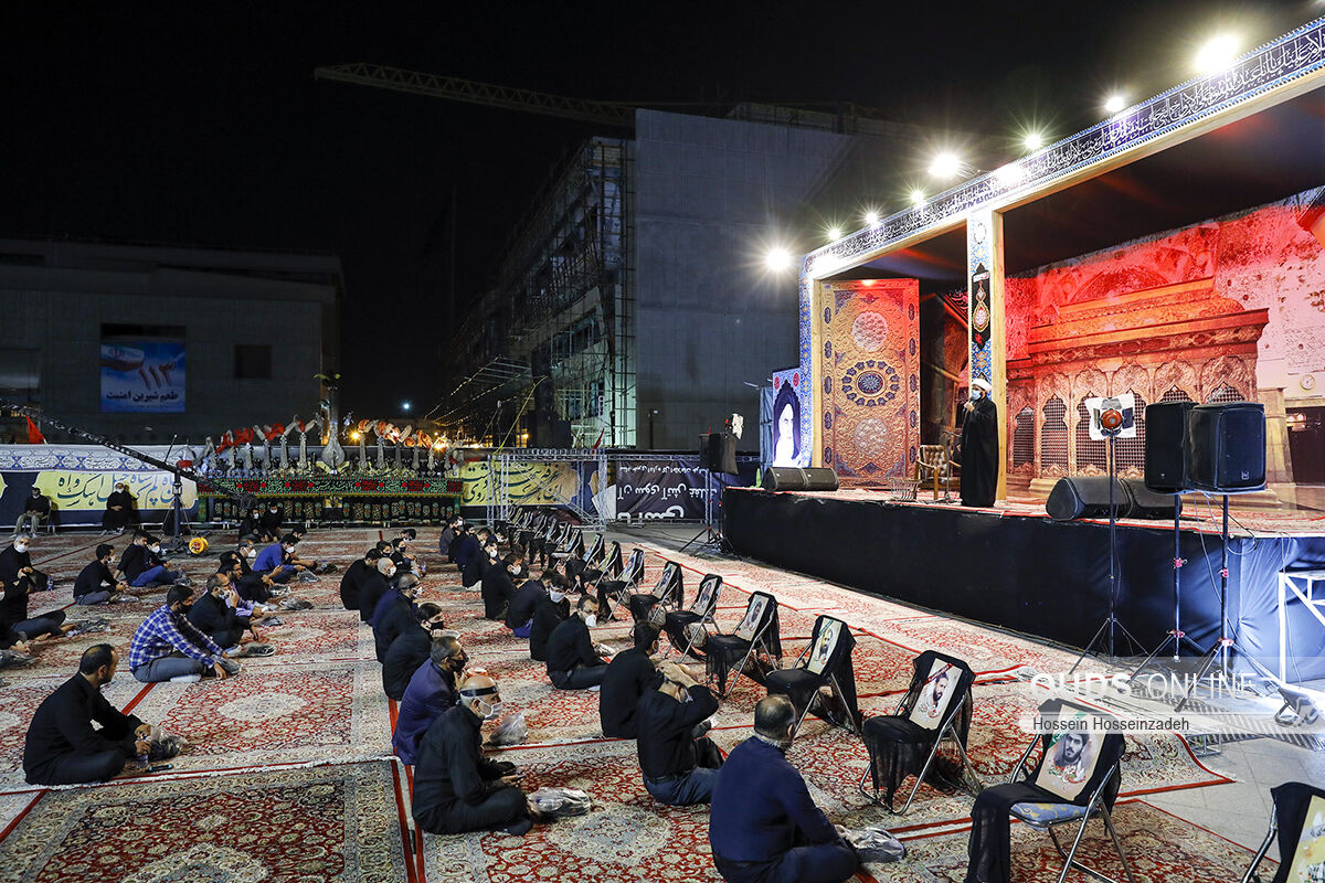 عزاداری دهه اول محرم در میدان شهدا