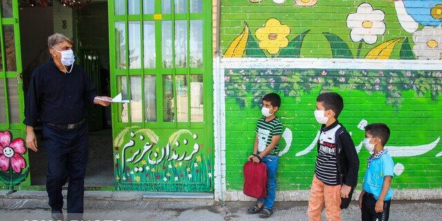 دغدغه‌هایی از جنس حاشیه‌نشینی/ روایت جهاد در مدارس حمایتی مشهد