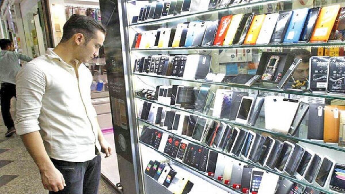 شوکی بزرگ به خریداران گوشی های هوشمند