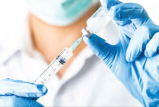 واکسن آنفلوآنزا در بین اعضای جامعه پزشکی مشهد توزیع می‌شود