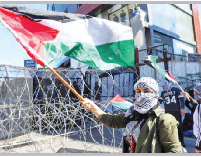 مقاومت مردم فلسطین مایه افتخار جهان اسلام است