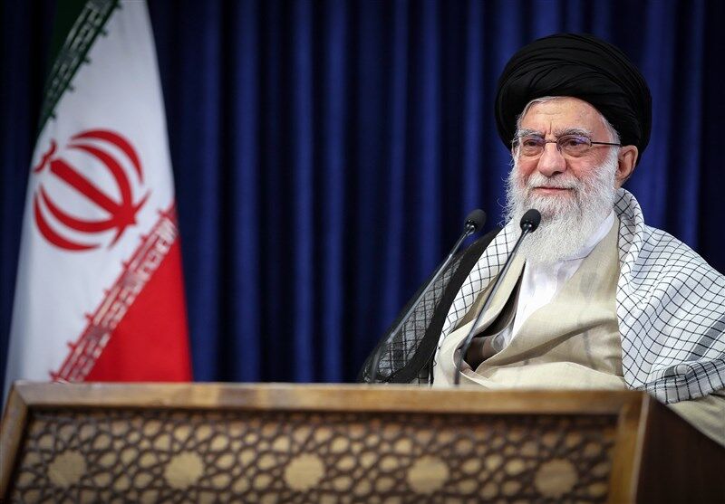 گذشت زمان‌ نخواهد توانست یاد ارجمند شهیدان را از خاطر ملت ایران بزداید
