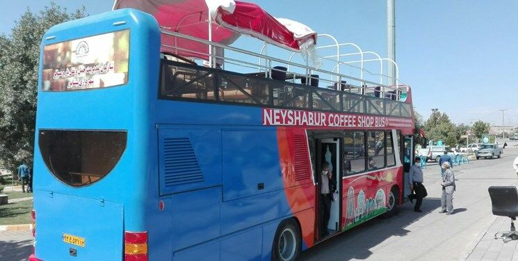 اولین اتوبوس روباز گردشگری نیشابور راه اندازی شد