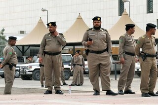 عربستان/حمله به گردهمایی دیپلمات‌های خارجی در قبرستان غیرمسلمانان