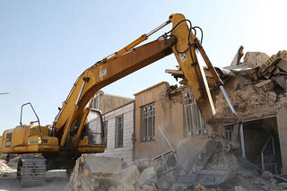 بازسازی منازل زلزله‌زدگان میانه و سراب
