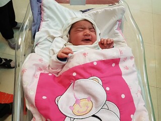 دومین نوزاد سنگین وزن ایران در خرمشهر به دنیا آمد