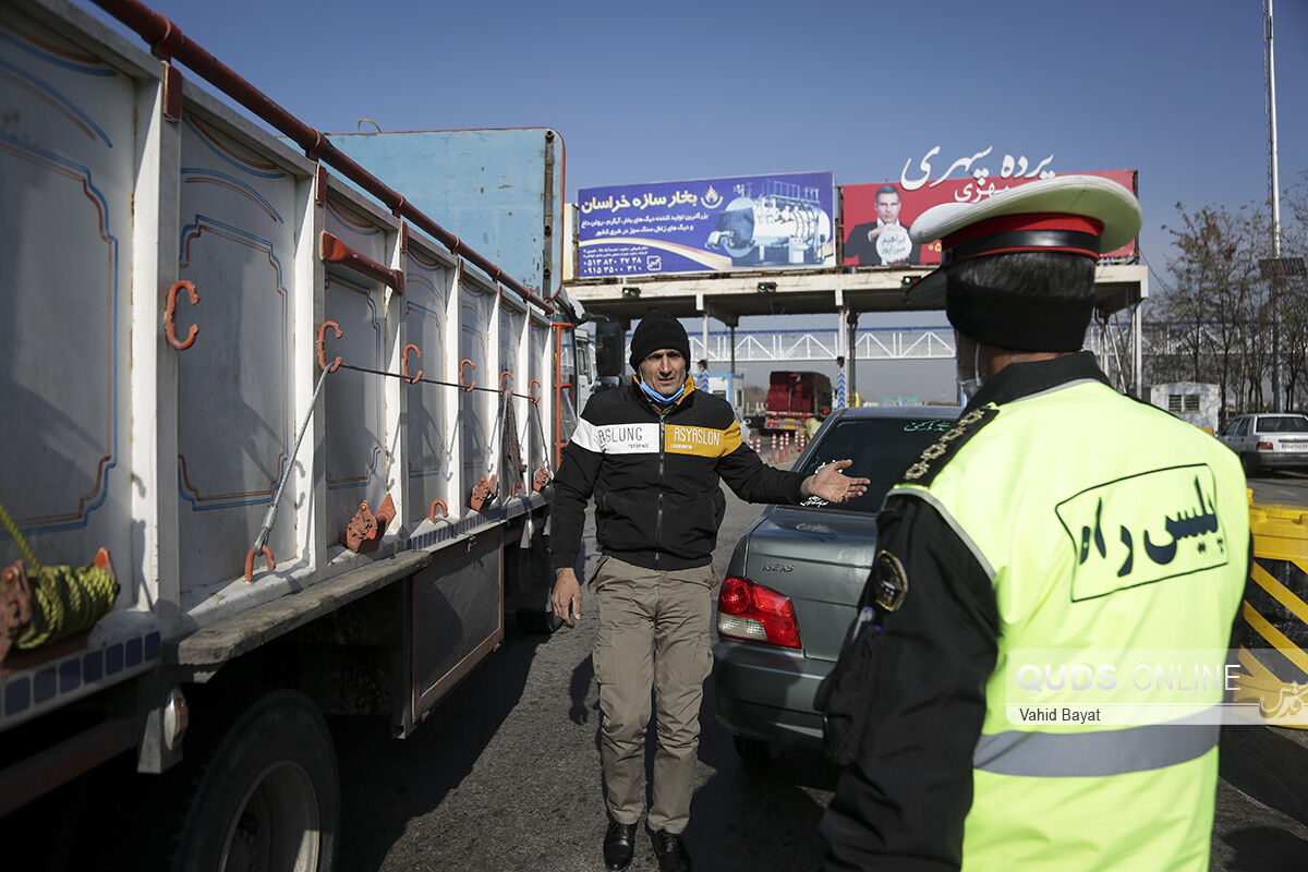 مالکان ۶۴۰ خودروی غیربومی در ورودی غربی خراسان رضوی جریمه شدند