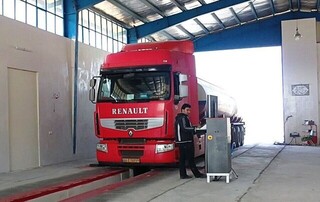 کلنگ‌زنی اولین مرکز معاینه فنی خودروهای سنگین سطح شهر در مشهد