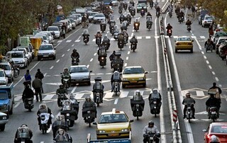 تردد موتورسیکلت‌های دودزا و خودروهای سنگین در تهران ممنوع شد