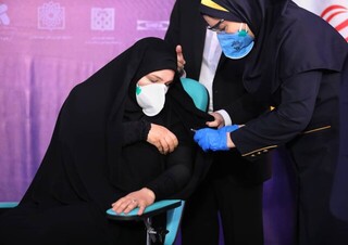۳ داوطلبی که امروز واکسن ایرانی زدند، چه کسانی بودند؟