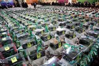 توزیع پنج هزار قواره چادر مشکی در حاشیه شهر مشهد