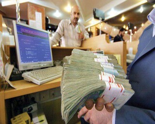 بانکهای خراسان رضوی ۶۲۳ میلیارد تومان تسهیلات حمایتی پرداخت کردند