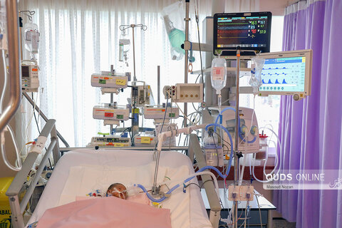 جراحی موفقیت‌آمیز قلب نوزاد نارس در بیمارستان رضوی