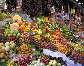 روند کاهشی قیمت‌ها در میادین میوه و تره‌بار یزد