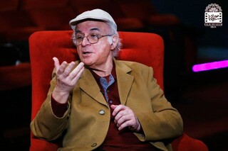 از فیلمساز مورد علاقه جیرانی تا انتخاب شاهکارهای سینمای ایران/ بازیگرانی که فیلمنامه «قرمز» را خواندند و نیامدند