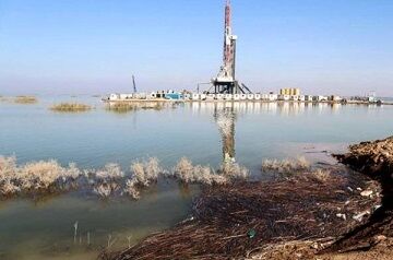 پاکسازی نشت نفت در هورالعظیم با موفقیت به پایان رسید