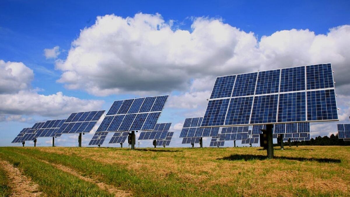 خرید تجهیزات انرژی‌ خورشیدی متاثر از نرخ ارز است