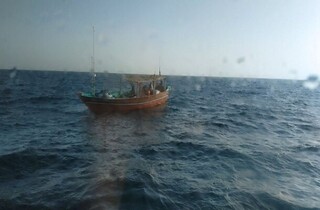 نجات ۶ صیاد در آب‌های چابهار با موفقیت انجام شد