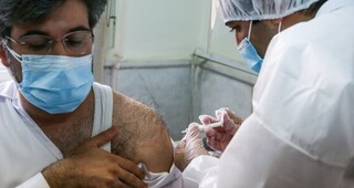 کمتر از ۱۰ درصد از اعضای نظام پزشکی مشهد واکسینه شده‌اند