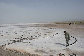 تالاب کجی نمکزار نهبندان به طور کامل خشک شد