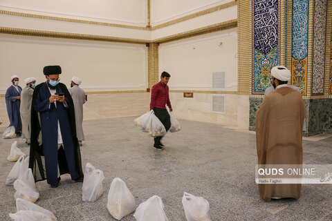 به مناسبت ماه مبارک رمضان"پویش نذر میوه"در مشهد