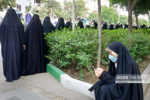 تجمع  مقابل دفتر شمال و شرق کشور وزارت امور خارجه مشهد