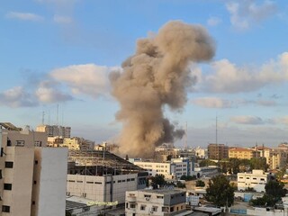 مواضع تل‌آویو زیر آتش موشک‌های مقاومت/ حملات صهیونیست‌ها به ساختمان‌های مسکونی غزه همچنان ادامه دارد