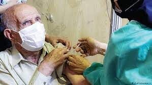 تزریق روزانه ۶۵۰۰ واکسن کرونا در دانشگاه علوم پزشکی مشهد
