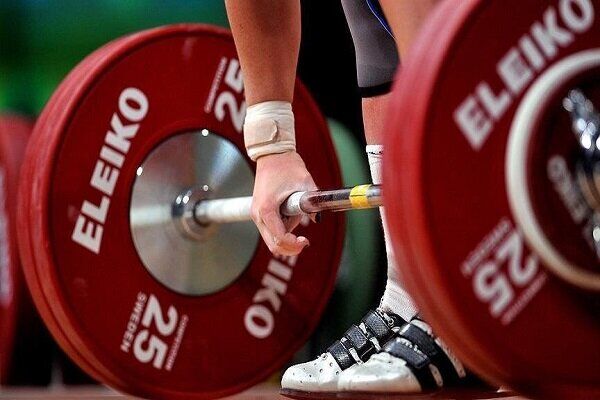 علی حسینی: چهار وزنه‌بردار ایران در جوانان جهان شانس مدال دارند