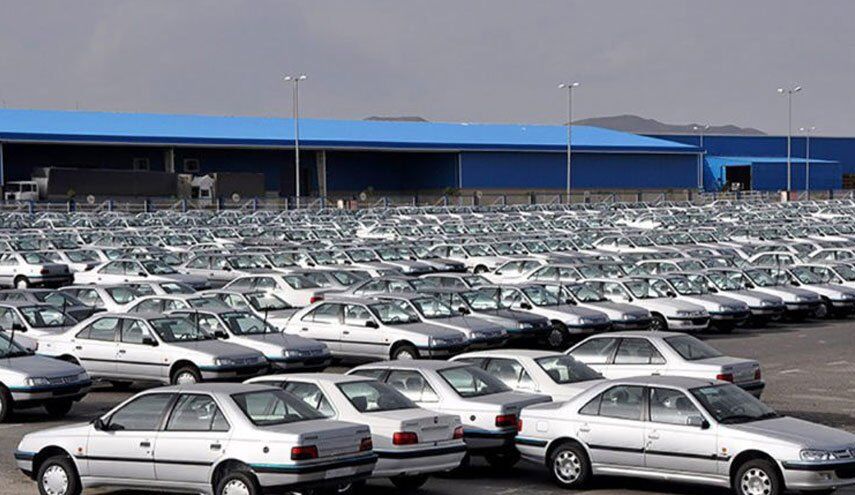 بازار خودرو در فاز انتظار/ رانا ۲۰۵ میلیون تومانی شد