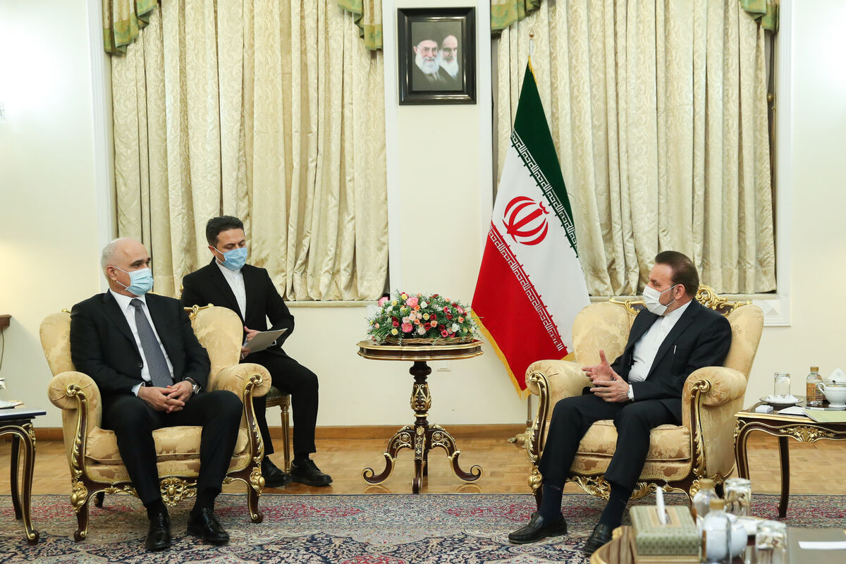 واعظی: روابط تهران و باکو در همه ابعاد به سطح راهبردی ارتقاء یافته است
