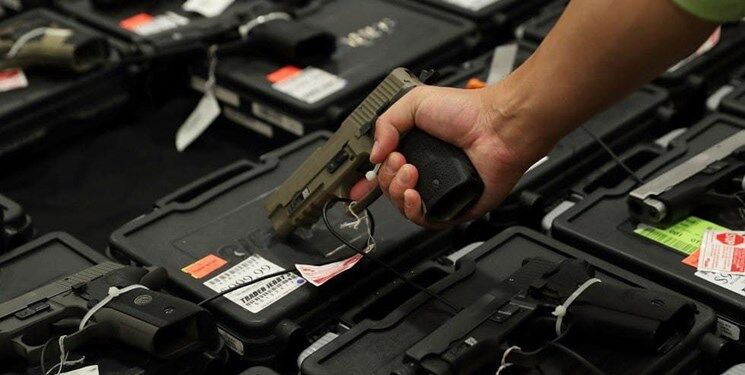 افزایش چشمگیر تقاضای خرید اسلحه میان آمریکایی‌ها
