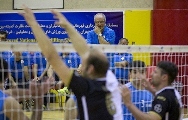 بازیکن و سرمربی خراسانی در رقابت های والیبال نشسته قزاقستان حضور دارند
