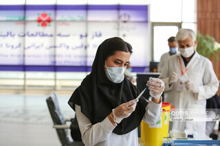آغاز واکسیناسیون کرونای مادران باردار در  دانشگاه علوم پزشکی مشهد