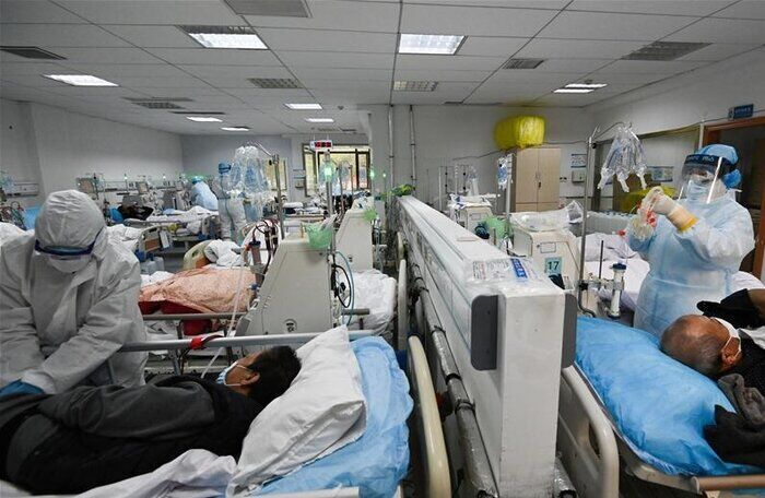 روزانه ۲۵۰ بیمار جدید مبتلا به کرونا در مشهد بستری می‌شوند