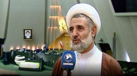 "روحانی"مانع لغو تحریم ها بود/دولت آینده حق ندارد مسیر گذشته را در برجام برود
