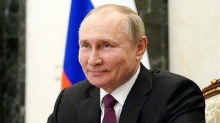 پوتین روسیه را یک هفته تعطیل کرد