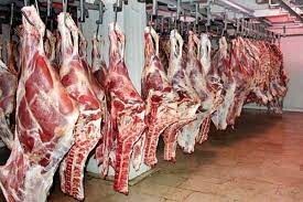 افزایش قیمت گوشت با بی تدبیری در صادرات دام /خرید و فروش برگه های مجوز صادرات دام