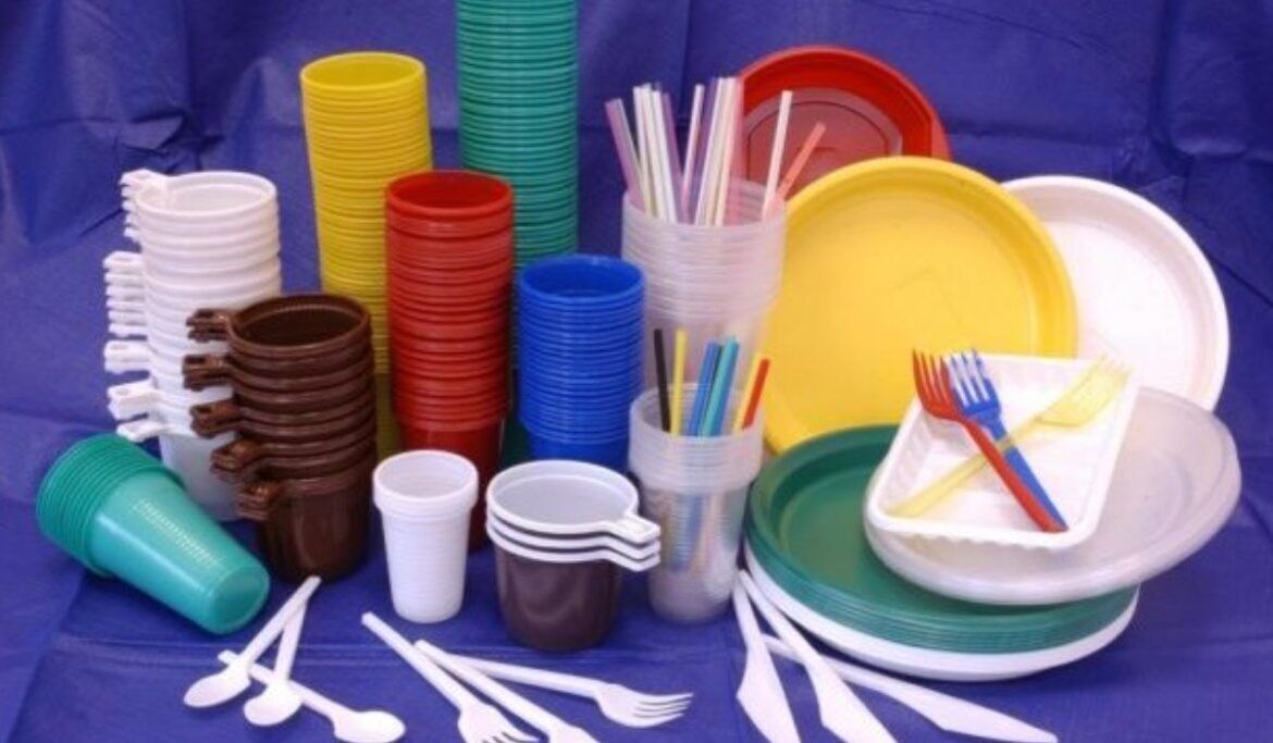 تولید ظروف یکبار مصرف پلاستیکی از رونق افتاد