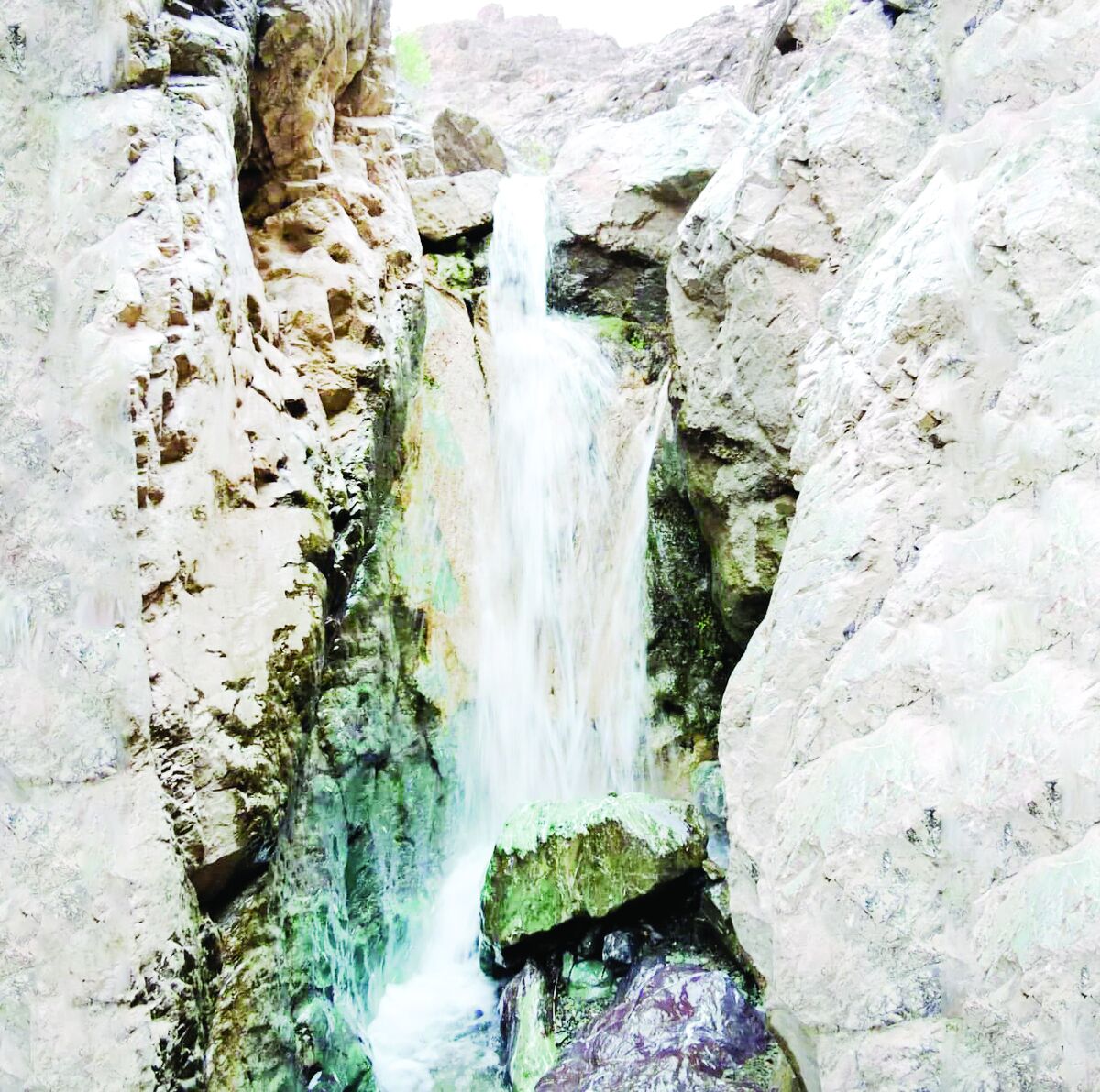 چهار دِه؛ روستایی با ده‌ها آبشار و مردان ترکه باف