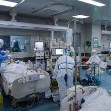 کمبود تخت ICU در خراسان رضوی/وزارت بهداشت به قول تجهیز ۱۰۰ تخت عمل کند

