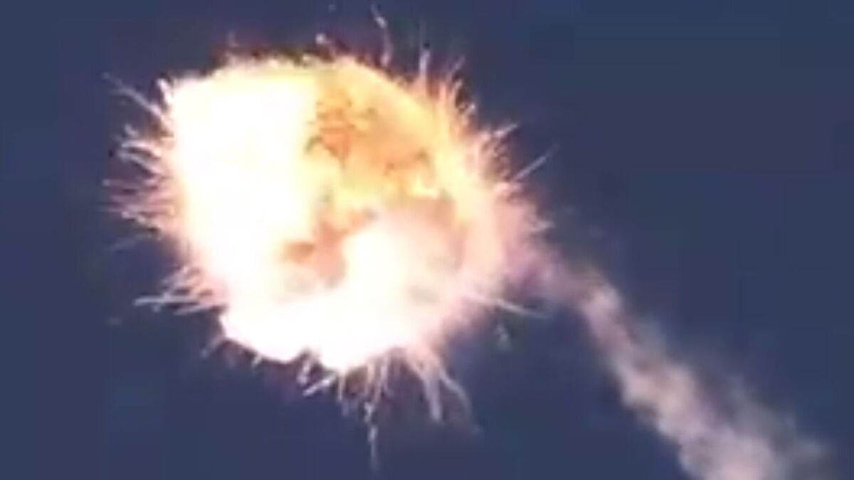 انفجار راکت آلفا فایرفلای در اولین ماموریت فضایی / فیلم