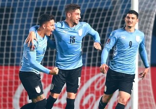 پیروزی اروگوئه و پرو مقابل رقبا