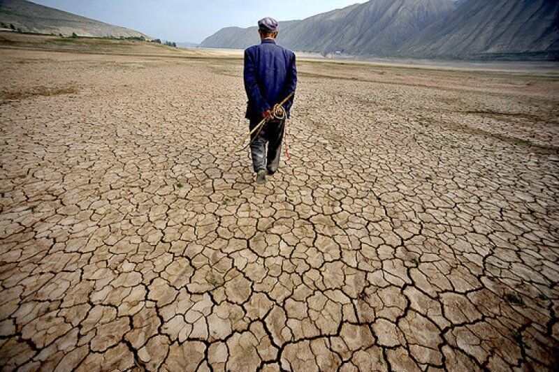 پاییز خشک و کم‌بارش/ ایران در مصرف آب از کشورهای پرآب سبقت گرفته است 