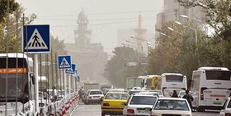  آلودگی هوا در مشهد ادامه دارد/ غلظت آلاینده‌ها تنفس در ۱۱ منطقه را مشکل کرد 