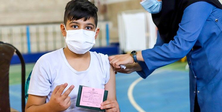 آغاز  واکسیناسیون  کرونا دانش‌آموزان در  دانشگاه علوم پزشکی مشهد
