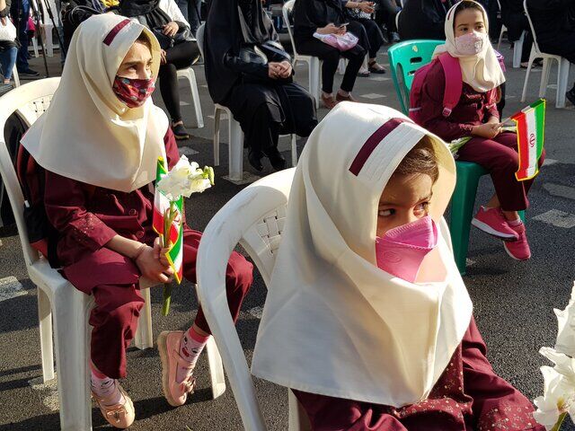 مخالفت پزشکان اطفال بیمارستان اکبر مشهد با بازگشایی مدارس
