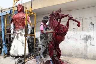مجسمه‌سازی با قطعات یدکی خودرو
