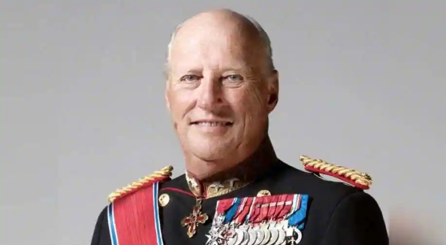 حضور پادشاه نروژ در سالن مسابقات کشتی قهرمانی جهان